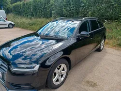 Schwarz Gebraucht 2012 Audi A4 Attraction Kombi | 8.900 € (Etwas zu teuer)