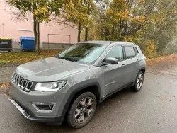 Grau Gebraucht 2019 Jeep Compass Limited SUV | 18.000 € (Fairer Preis)