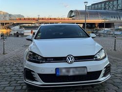Weiß Gebraucht 2018 VW Golf VII GTE Kombi | 17.350 € (Fairer Preis)