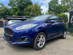 Blau Gebraucht 2016 Ford Fiesta Celebration Kleinwagen | 6.990 € (Fairer Preis)
