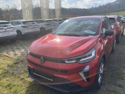 Rot Gebraucht 2024 Renault Captur Evolution SUV | 22.899 € (Etwas zu teuer)