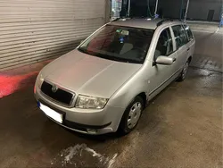 Silber Gebraucht 2004 Skoda Fabia Kombi | 700 € (Guter Preis)