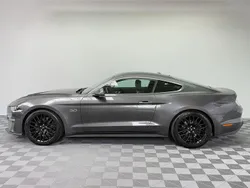 Grau Gebraucht 2019 Ford Mustang GT Performance Edition Coupé | 40.700 € (Etwas zu teuer)