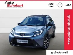1k3)/ black mica (209) (grau Neu 2025 Toyota Aygo Kleinwagen | 18.480 €
