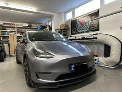 Grau Gebraucht 2023 Tesla Model Y Long Range SUV | 39.900 € (Guter Preis)