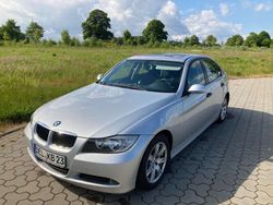Silber Gebraucht 2005 BMW 320 Limousine | 6.500 € (Etwas zu teuer)