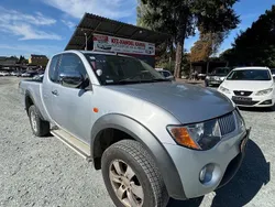 Silber Gebraucht 2008 Mitsubishi L200 Intense Abholung | 9.499 € (Fairer Preis)