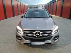 Grau Gebraucht 2015 Mercedes GLE250 SUV | 26.000 € (Fairer Preis)