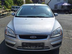 Silber Gebraucht 2007 Ford Focus Limousine | 1.100 € (Superpreis)
