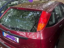 Rot Gebraucht 2004 Ford Focus Limousine | 1.200 € (Guter Preis)