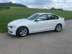 Weiß Gebraucht 2014 BMW 320 Efficient Dynamics Limousine | 14.900 € (Fairer Preis)
