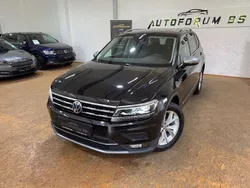 Schwarz Gebraucht 2021 VW Tiguan Allspace Highline SUV | 30.990 € (Etwas zu teuer)