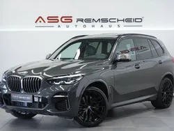 Grau Gebraucht 2021 BMW X5 M50 Shadowline SUV | 64.900 € (Fairer Preis)