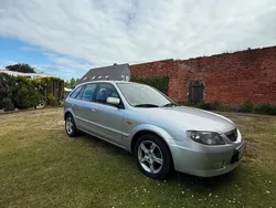 Grau Gebraucht 2002 Mazda 323F Kleinwagen | 1.600 € (Guter Preis)
