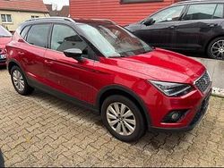 Rot Gebraucht 2018 Seat Arona SUV | 10.500 € (Fairer Preis)