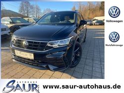 Deep black perleffekt (metallic) Gebraucht 2021 VW Tiguan R-line SUV | 27.900 € (Guter Preis)