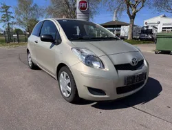 Silky gold mica metallic Gebraucht 2009 Toyota Yaris Cool Kleinwagen | 3.200 € (Fairer Preis)