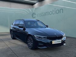 Schwarz Gebraucht 2022 BMW 320 M Sport Van / Kleinbus | 37.950 € (Etwas zu teuer)
