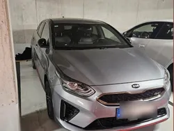 Silber Gebraucht 2020 Kia ProCeed GT Kleinwagen | 19.500 € (Guter Preis)