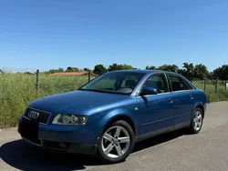 Blau Gebraucht 2001 Audi A4 Limousine | 1.750 € (Guter Preis)