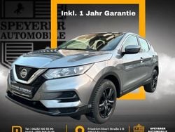 Grau Gebraucht 2018 Nissan Qashqai Visia SUV | 14.950 € (Etwas zu teuer)