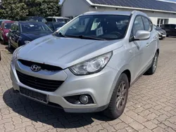 Silber Gebraucht 2011 Hyundai ix35 Comfort SUV | 3.700 € (Fairer Preis)