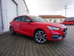 Emocion rot Neu 2024 Seat Leon FR Limousine | 27.895 € (Fairer Preis)