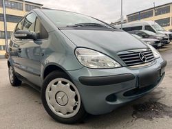 Blau Gebraucht 2004 Mercedes A140 Van / Kleinbus | 2.990 €