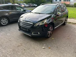 Schwarz Gebraucht 2015 Peugeot 2008 SUV | 6.000 € (Fairer Preis)