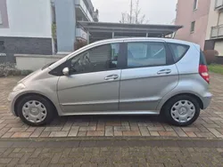 Schwarz Gebraucht 2006 Mercedes A180 Limousine | 3.900 € (Etwas zu teuer)