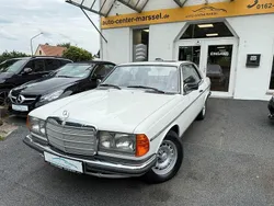 Weiß Gebraucht 1981 Mercedes 230 Coupé | 15.890 €