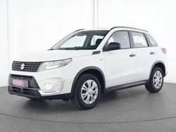 Weiß Gebraucht 2023 Suzuki Vitara Club SUV | 19.378 € (Guter Preis)