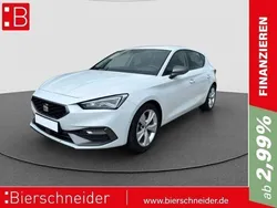 Weiss Gebraucht 2024 Seat Leon FR Limousine | 26.950 € (Guter Preis)