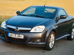Blau Gebraucht 2006 Opel Tigra Cabrio | 2.200 € (Fairer Preis)