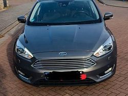 Braun Gebraucht 2015 Ford Focus Titanium Kombi | 5.600 € (Fairer Preis)