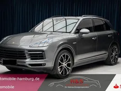 Grau Gebraucht 2021 Porsche Cayenne SUV | 59.900 € (Superpreis)