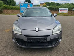 Grau Gebraucht 2008 Renault Mégane III Expression Limousine | 3.990 € (Fairer Preis)