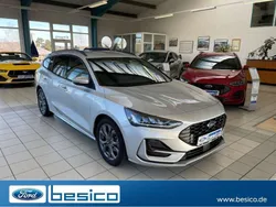 Silber Gebraucht 2024 Ford Focus ST-Line Limousine | 25.780 € (Fairer Preis)