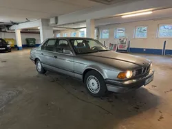 Grau Gebraucht 1986 BMW 735 Limousine | 9.999 €