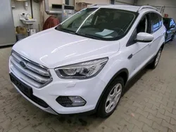Weiss Gebraucht 2019 Ford Kuga Cool & Connect SUV | 16.980 € (Fairer Preis)