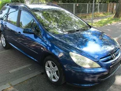 Blau Gebraucht 2004 Peugeot 307 Kombi | 1.950 € (Fairer Preis)