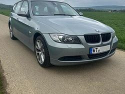 Grau Gebraucht 2007 BMW 318 Kombi | 1.800 € (Guter Preis)