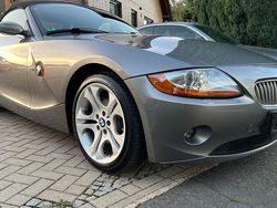 Grau Gebraucht 2003 BMW Z4 Cabrio | 18.950 € (Teuer)