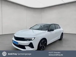 Arktisweiß Gebraucht 2024 Opel Astra Limousine | 22.440 € (Superpreis)