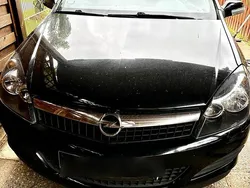 Schwarz Gebraucht 2008 Opel Astra GTC Coupé | 1.200 €