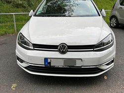 Weiß Gebraucht 2017 VW Golf VII Limousine | 13.000 € (Fairer Preis)