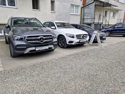 Grau Gebraucht 2019 Mercedes GLE450 AMG Exclusive SUV | 42.000 € (Guter Preis)
