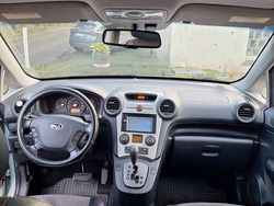 Blau Gebraucht 2009 Kia Carens EX Van / Kleinbus | 4.799 € (Fairer Preis)