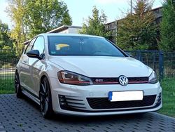 Weiß Gebraucht 2015 VW Golf VII GTI Limousine | 14.500 € (Fairer Preis)