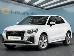 Weiß Gebraucht 2025 Audi Q2 SUV | 34.599 € (Teuer)